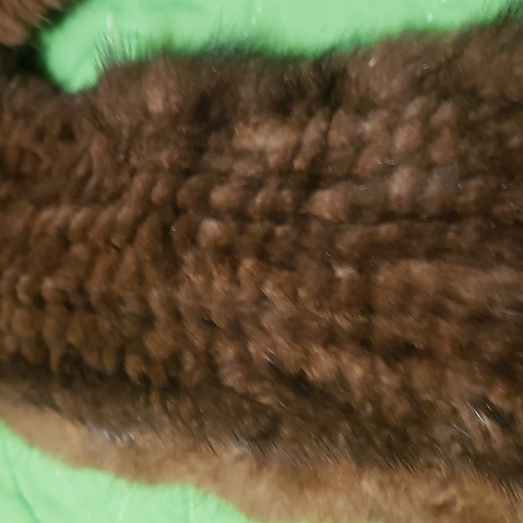 Mink scarf - Picture 3 of 3